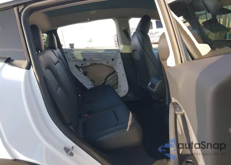 2023 Tesla Model Y Awd/Long Range Dual Motor All-Wheel Drive из США, поврежденный, VIN 7SAYGDEE2PA123417